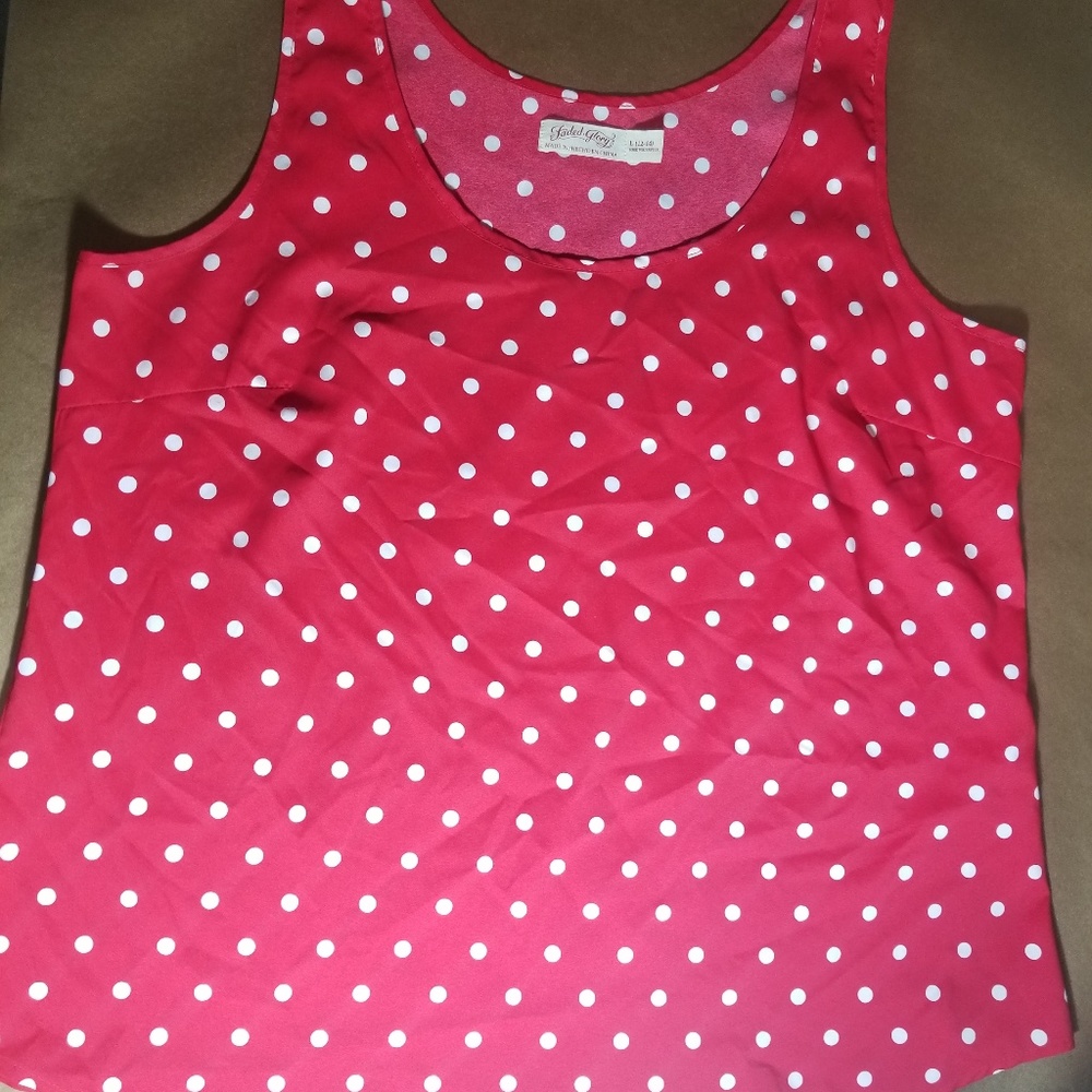Tops - Picture 3 of 6